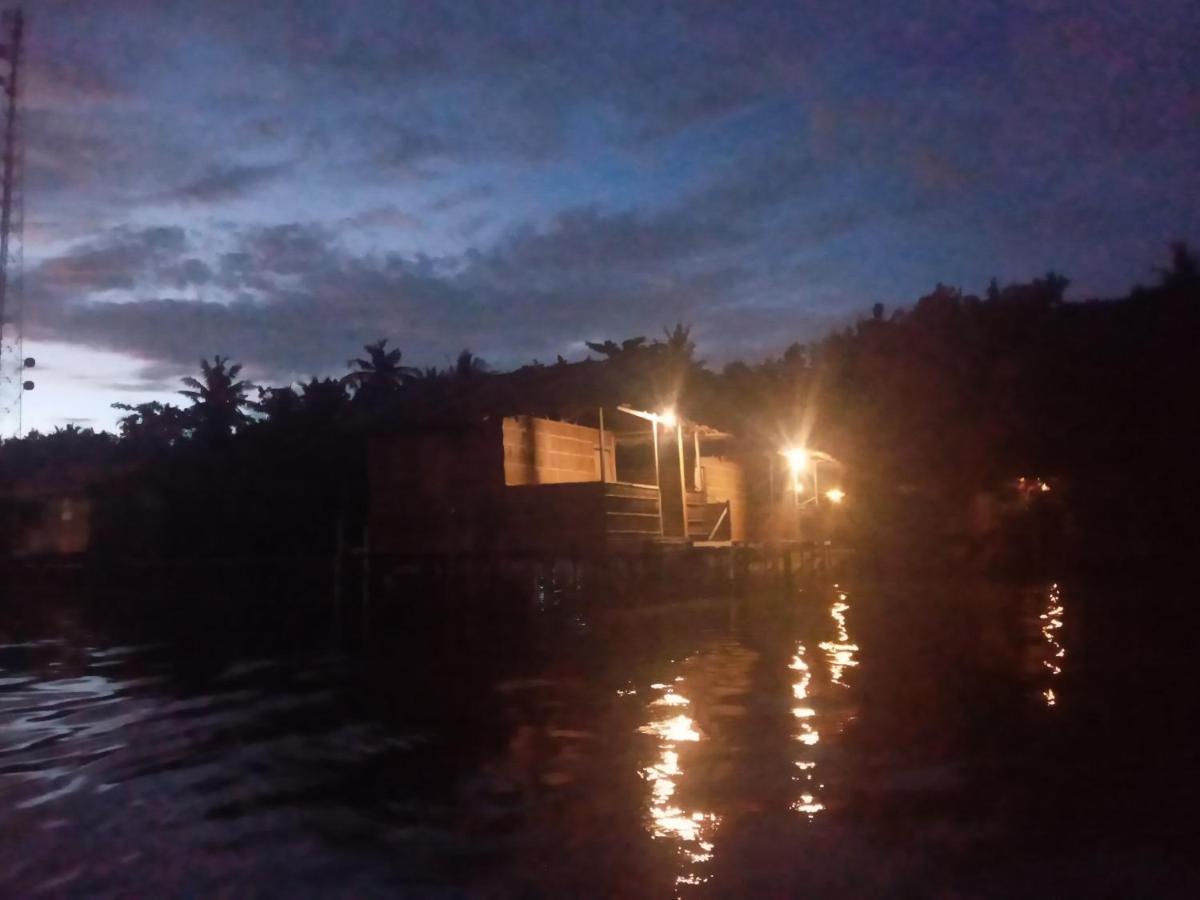 Arborek Diving Homestay R4 Besir Εξωτερικό φωτογραφία