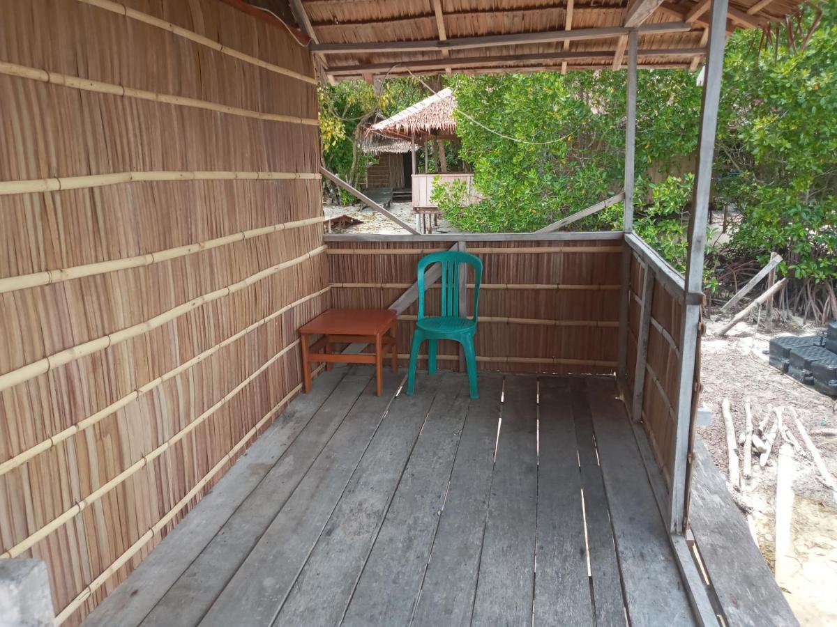 Arborek Diving Homestay R4 Besir Εξωτερικό φωτογραφία