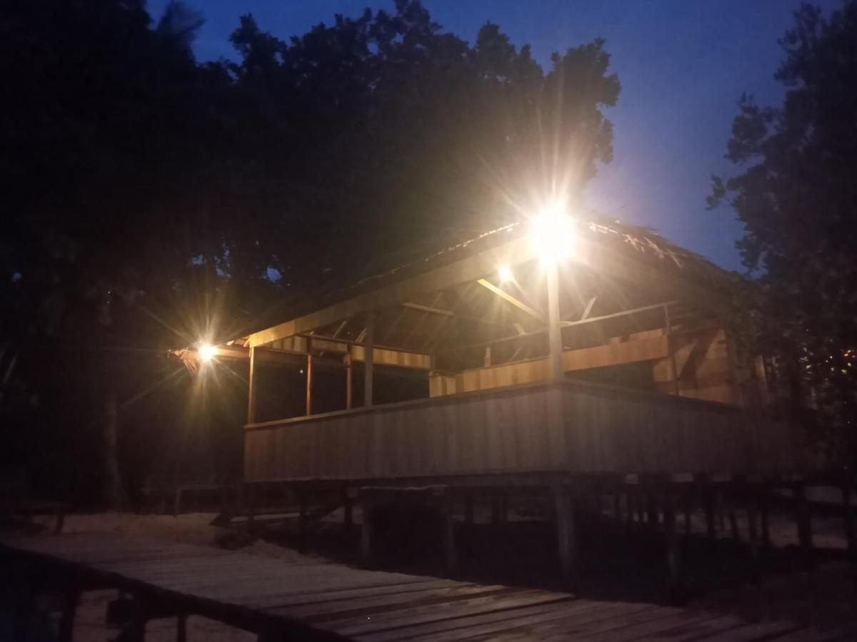 Arborek Diving Homestay R4 Besir Εξωτερικό φωτογραφία
