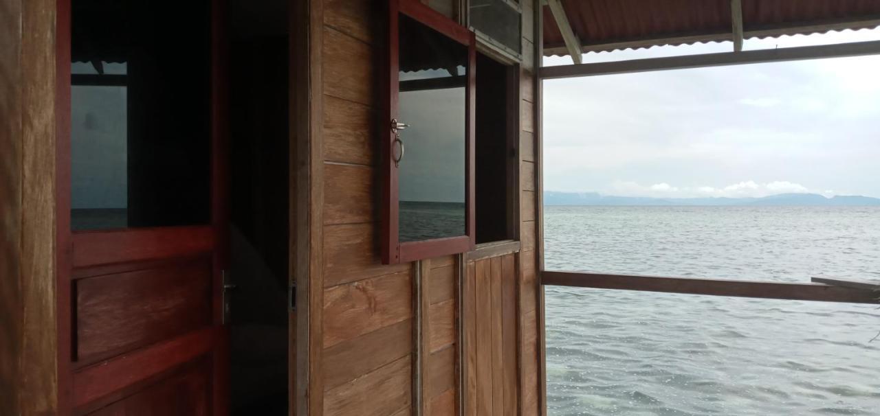 Arborek Diving Homestay R4 Besir Εξωτερικό φωτογραφία