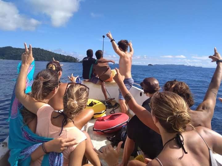 Arborek Diving Homestay R4 Besir Εξωτερικό φωτογραφία