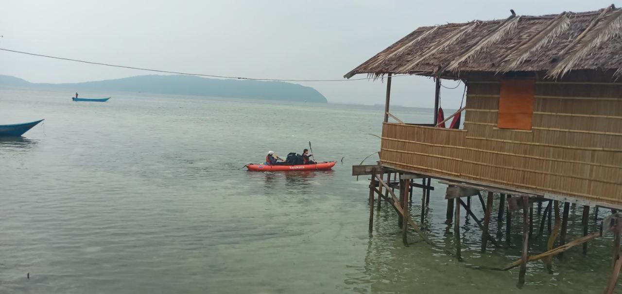 Arborek Diving Homestay R4 Besir Εξωτερικό φωτογραφία