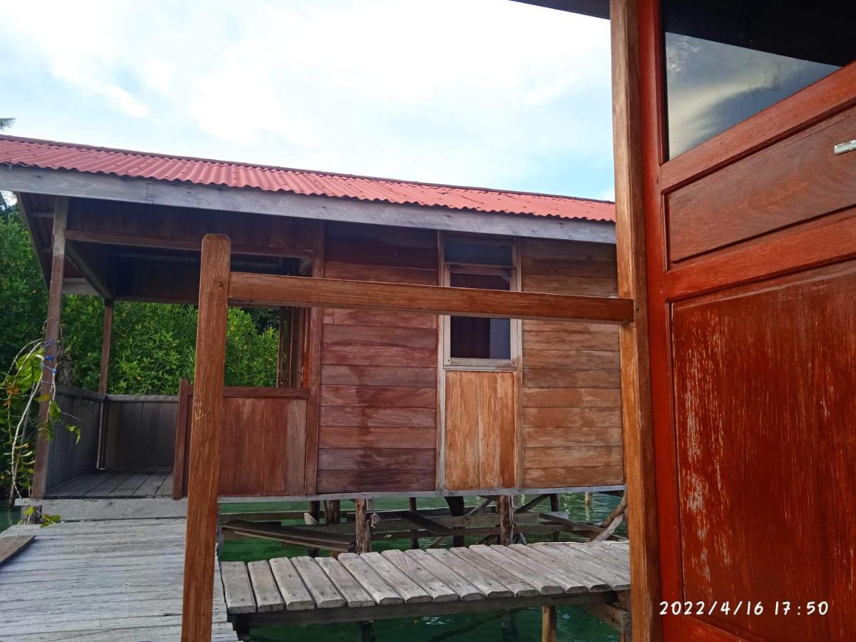 Arborek Diving Homestay R4 Besir Εξωτερικό φωτογραφία