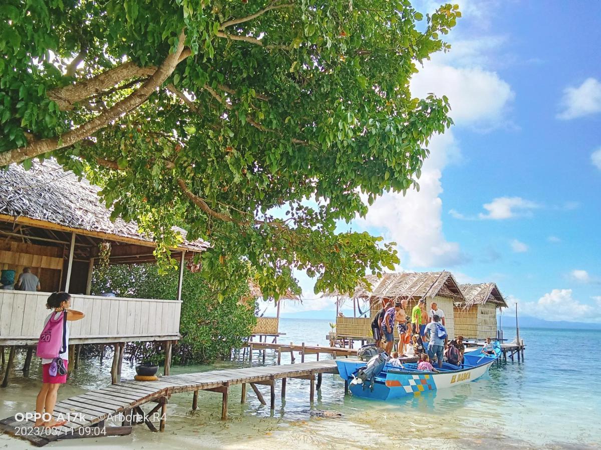 Arborek Diving Homestay R4 Besir Εξωτερικό φωτογραφία