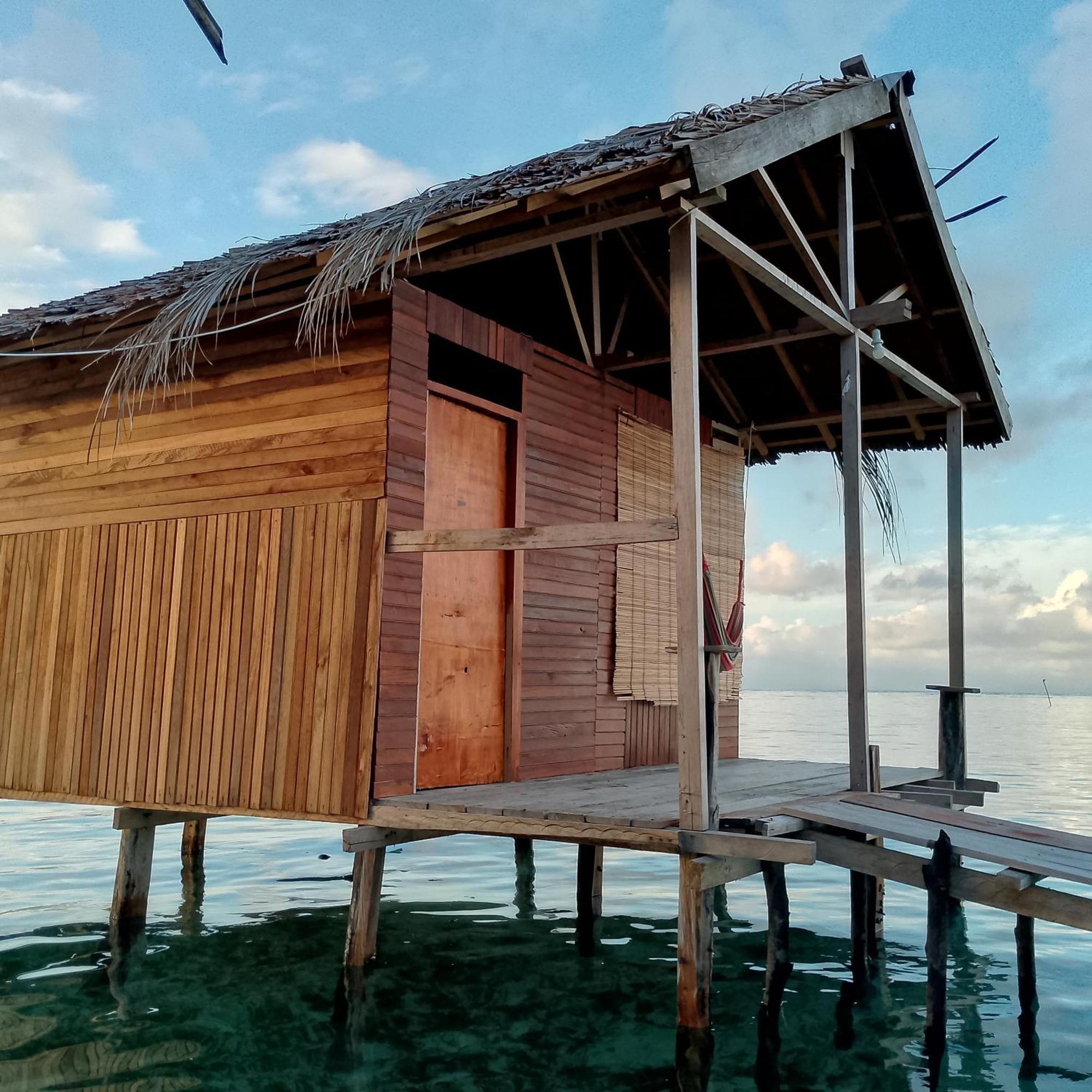 Arborek Diving Homestay R4 Besir Δωμάτιο φωτογραφία